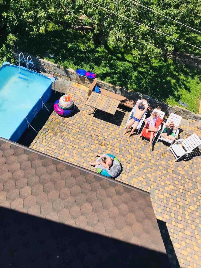 Тіна Hotel Slavske Bagian luar foto