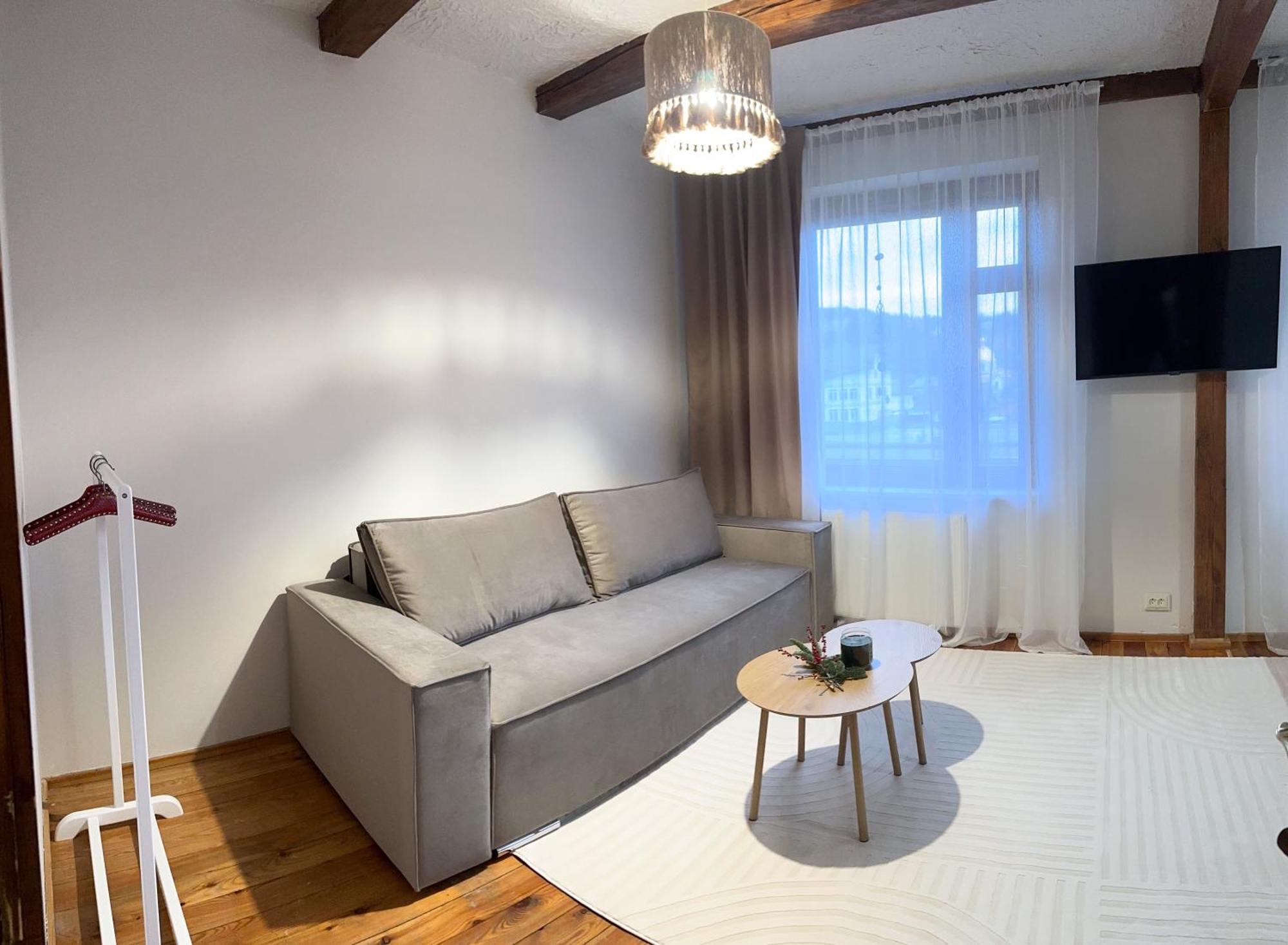 Тіна Hotel Slavske Bagian luar foto