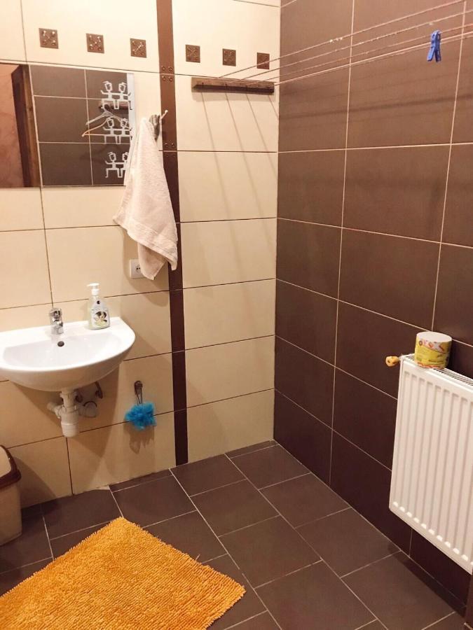 Тіна Hotel Slavske Bagian luar foto